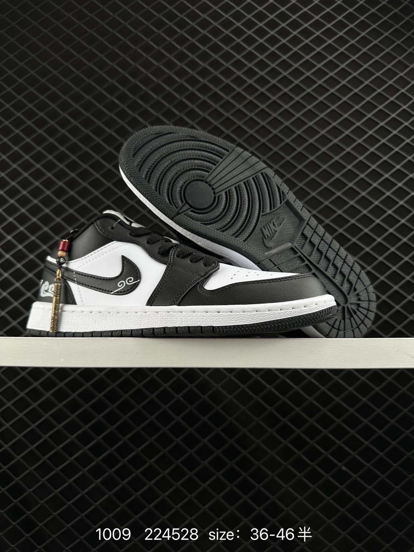 Air Jordan 1 Low AJ1